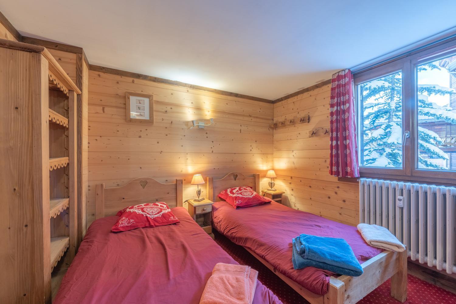 Chalet Alpe D'Huez 1850-Sea And Mountain Pleasure Avec 2 Appartements- 1 Appartement 3 Chambres 8 Couchages - 3 Salles D'Eau Et 1 Appartement 5 Chambres 12 Couchages 5 Salles D'Eau - Jacuzzi Et Sauna -Pieds Des Pistes Et Centre エクステリア 写真