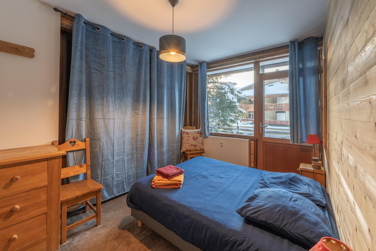 Chalet Alpe D'Huez 1850-Sea And Mountain Pleasure Avec 2 Appartements- 1 Appartement 3 Chambres 8 Couchages - 3 Salles D'Eau Et 1 Appartement 5 Chambres 12 Couchages 5 Salles D'Eau - Jacuzzi Et Sauna -Pieds Des Pistes Et Centre エクステリア 写真