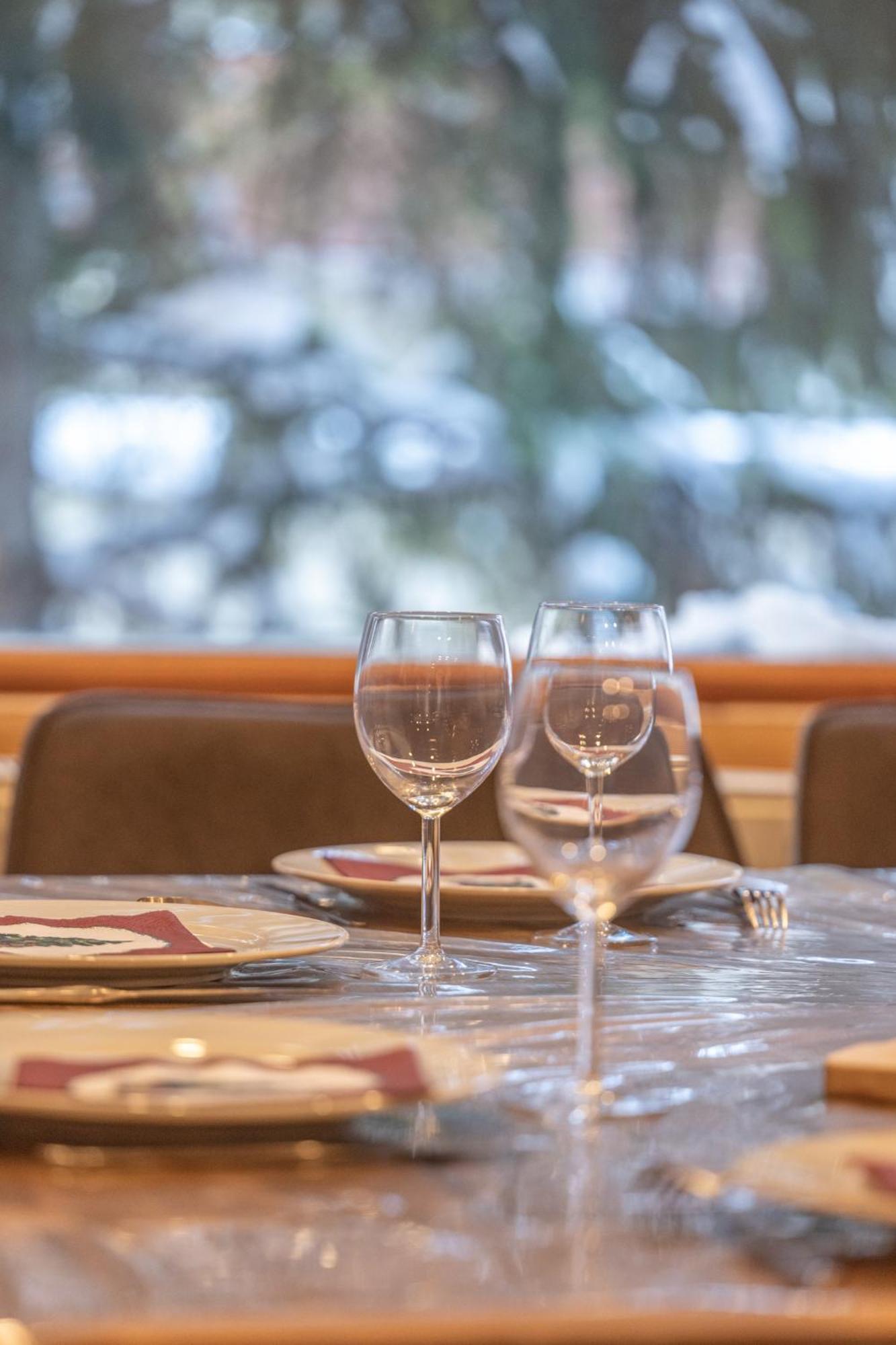 Chalet Alpe D'Huez 1850-Sea And Mountain Pleasure Avec 2 Appartements- 1 Appartement 3 Chambres 8 Couchages - 3 Salles D'Eau Et 1 Appartement 5 Chambres 12 Couchages 5 Salles D'Eau - Jacuzzi Et Sauna -Pieds Des Pistes Et Centre エクステリア 写真