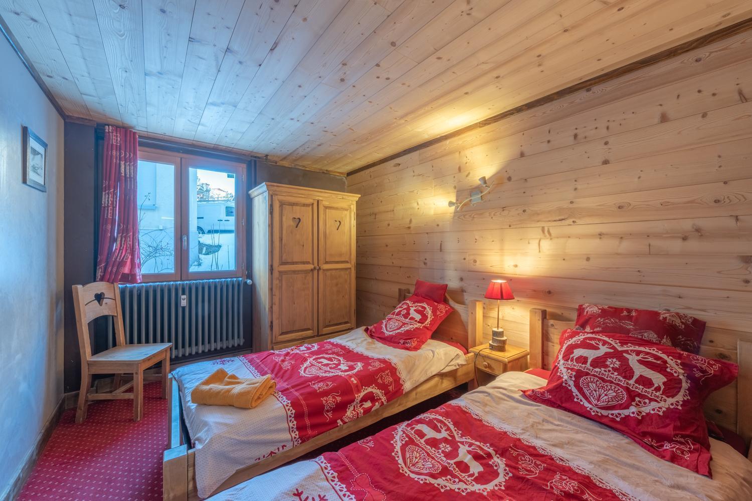 Chalet Alpe D'Huez 1850-Sea And Mountain Pleasure Avec 2 Appartements- 1 Appartement 3 Chambres 8 Couchages - 3 Salles D'Eau Et 1 Appartement 5 Chambres 12 Couchages 5 Salles D'Eau - Jacuzzi Et Sauna -Pieds Des Pistes Et Centre エクステリア 写真